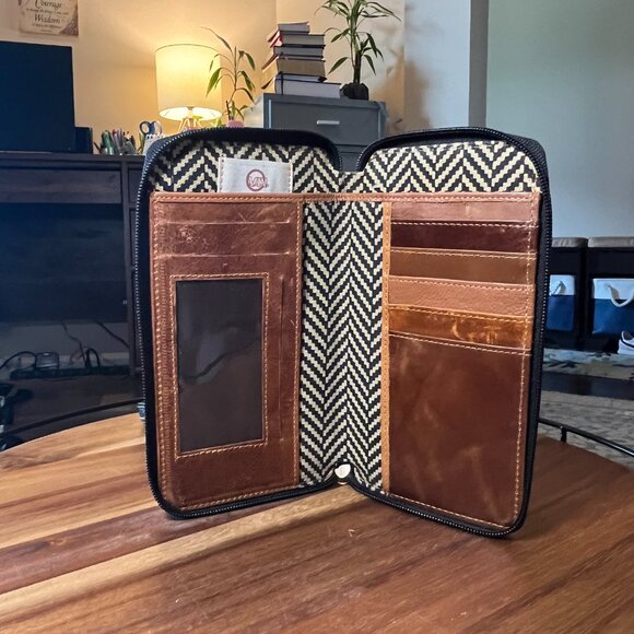 Vann & CoPrism Herringbone Cellphone Crossbody Wallet Purse - Picture 9 of 16